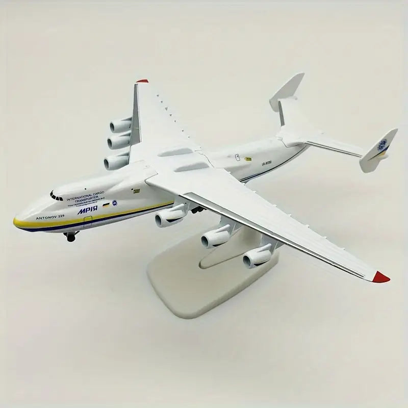 AN-225 Antonov Mriya 1:400 Aircraft Model