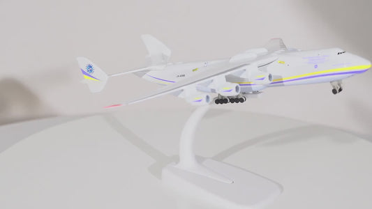 AN-225 Antonov Mriya 1:400 Aircraft Model